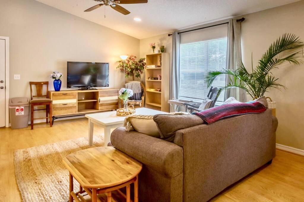 Life'S A Breeze - Updated 3Br 5Min To Pcola Beach Gulf Breeze Exterior foto